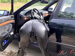 素人, ドイツ人, Hd, マスク, 淫乱熟女, 放尿, 公共, ゴムタイツ