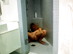 Блондинки, Соски, Душ