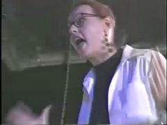 Blonde, Bondage, Brunette brune, Lesbienne, Chevaucher, Fessée, Nénés