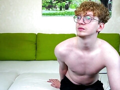 18 jaar, Enthousiasteling, Lieveling, Stel, Hardcore, Lesbisch, Natuurlijke tieten, Geschoren