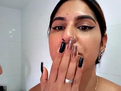 Nana, Gros seins, Couple, Fille latino, Masturbation, Mère que j'aimerais baiser, Douche, Nénés