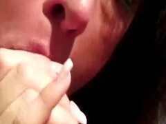 Grosse titten, Blasen, Braunhaarige, Masturbation, Im freien, Muschi, Titten, Nass