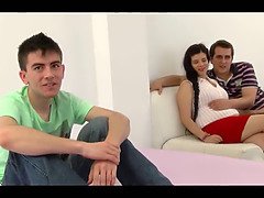 旦那, ラティーナ, 3p男男女, 乳首, オマンコ, 剃毛, スペイン人, 妻