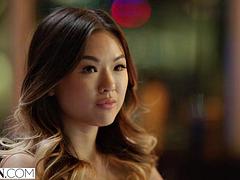 VIXEN Risk-taker Lulu is lucky in the stock market and bed: Blowjob, Brunette  Asian Porn