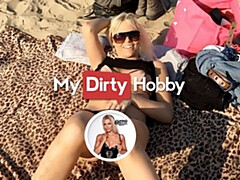 Leie, Blondine, Deutsch, Lesbisch, Orgasmus, Im freien, Öffentlich, Muschi