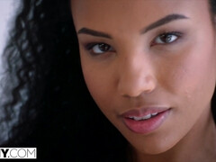 In den arsch, Braunhaarige, Aufs gesicht abspritzen, Klaffend, Party, Muschi, Reiten, Titten