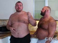 Толстые, Геи