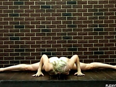 Женщины, Фетиш, Спортзал, Голышом, Киски, Соло, Спорт, Сиськи