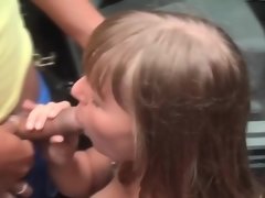 Anal, Tetas grandes, Rubia, Novio, Novia, Público, Chupando, Trio