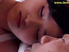 Asiatisch, Grosse titten, Besamung, Handjob, Japanische massage, Milf, Jungendliche (18+), Flotter dreier