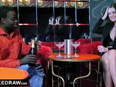 Grote kont, Grote lul, Bruinharig, Tsjechisch, Lul, Interraciaal, Likken, Tieten likken