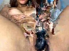 Tussi, Grosse titten, Braunhaarige, Latina, Masturbation, Solo, Titten, Spielzeuge