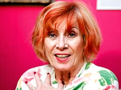 Gros cul, Gros seins, Doigter, Masturbation, Mère que j'aimerais baiser, Cheveux courts, Solo, Jouets