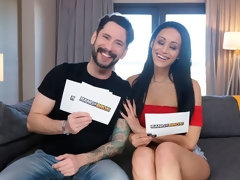 お尻, フェラチオ, 茶髪の, バック, 指いじり, 手コキする, 淫乱熟女