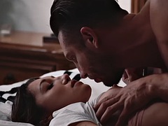 素人, フェラチオ, カップル, 指いじり, 毛深い, キス, ティーン, オッパイの