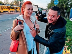 Grosser arsch, Grosser schwanz, Grosse titten, Blasen, Geld, Rotschopf, Rasiert, Dürr