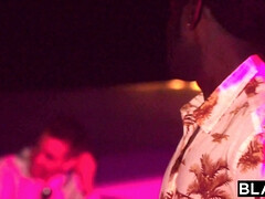 69, Grosse bite, Sucer une bite, Brunette brune, Hard, Interracial, Maman, Chatte