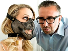 Grote kont, Blond, Pijpbeurt, Handbeurt, Likken, Moeder die ik wil neuken, Natuurlijke tieten, Kut duiken