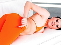 お尻, フェラチオ, ダブル開発, ハードコア, オナニー, 3p男男女, 剃毛, ストリッピング