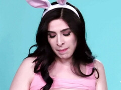 In den arsch, Arsch, Braunhaarige, Latina, Natürlichen titten, Transfrau, Kurzes haar, Titten