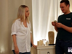 Блондинки, Собачьи, Пальцем, Массаж, Натуральные сиськи, Бритые, Молоденькие, Сиськи