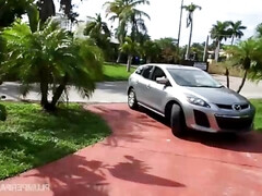 Arsch, Wohlbeleibte schöne frauen, Grosser arsch, Grosse titten, Braunhaarige, Reif, Natürlichen titten, Im freien