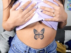 Amateur, Grosse bite, Noire, Sucer une bite, Talons, Masturbation, Seins naturels, Piercing