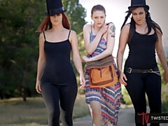 デカ尻, デカパイ, 服従, キス, レズビアン, オマンコ, ストリッピング, オッパイの