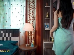 Gros cul, Gros seins, Brunette brune, Plantureuse, Tir de sperme, Branlette thaïlandaise, Fille latino, Seins naturels