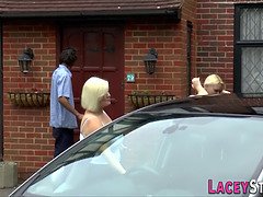 フェラチオ, イギリス人, お婆さん, 手コキする, Hd, 熟年, 淫乱熟女, 叫ぶ