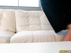 アメリカ人, ディルド, 顔射, 手コキする, デカチンの, 剃毛, スパンキング, おもちゃ