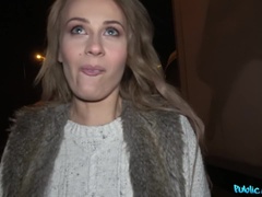 フェラチオ, 顔射, 指いじり, アウトドア, 公共, オマンコ, ゴックンする, 濡れ