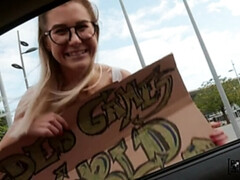 Américain, Cul, En levrette, Faciale, Seins naturels, Pov, Public, Nénés