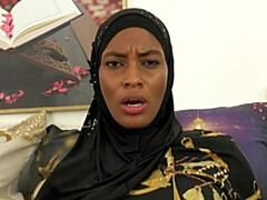 18 jaar, Arabisch, Grote kont, Grote lul, Pijpbeurt, Hondjeshouding, Zwart, Tiener