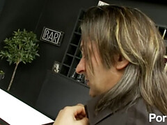 blue queen - Scene 5