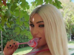 Hot ass latina gets sodomized outdoors