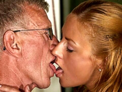 Blondine, Blasen, Handjob, Lecken, Rasiert, Jungendliche (18+), Titten