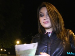 Amateur, Sucer une bite, Tromperie, Tir de sperme, En levrette, De plein air, Pov, Public