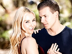 Chambre à dormir, Gros cul, Grosse bite, Blonde, Sucer une bite, En levrette, Adolescente, Nénés