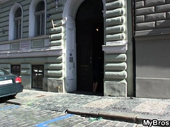 Leie, Blasen, Braunhaarige, Tschechisch, Europäisch, Realität, Jungendliche (18+)