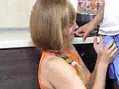 Enthousiasteling, Pijpbeurt, Universiteit, Stel, Sperma shot, Europees, Zuigen, Tiener