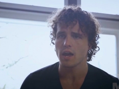 Brunette mom fetish and creampie