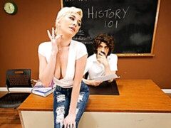 Enthousiasteling, Grote lul, Blond, Hondjeshouding, Schoolmeisje, Geschoren, Kort haar, Tietenklus