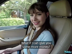 Amateur, Mamada, Coche, Estilo perrito, Pajear, Al aire libre, Público, Tetas