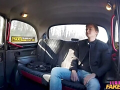 Mamada, Polla, Europeo, Lamidas, Tetas naturales, Al aire libre, Coño, Cabello corto