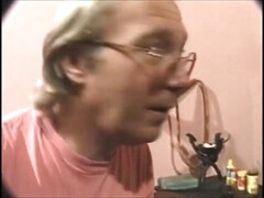 Enthousiasteling, Lieveling, Pijpbeurt, Masturbatie, Rijpe lesbienne, Feest, Openbaar, Oud