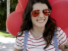 素人, ベッドルーム, ブロンド, フェラチオ, 茶髪の, なめる, アウトドア, 三人