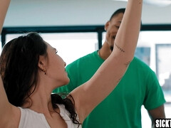 18 años, Verga grande, Garganta profunda, Ébano, Sexo duro, Interracial, Sexo fuerte, Tetas