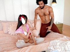 Sucer une bite, Plantureuse, Gode, En levrette, Hard, Interracial, Masturbation, Réalité