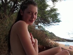 Amateur, Bikini, Morena, Penetracion con dedos, Novia, Gafas, Coño, Tetas